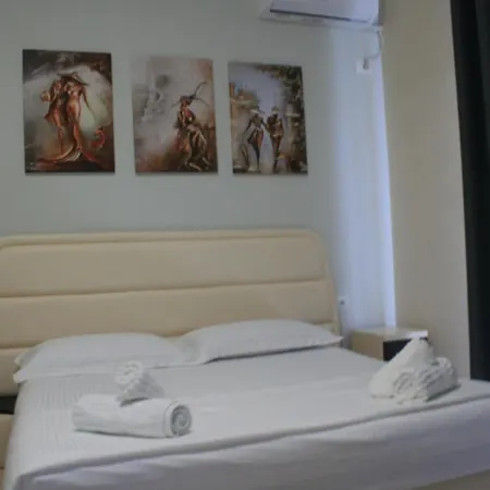 Potam Apartments * Himarë